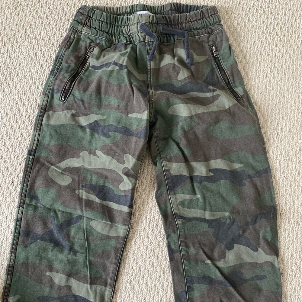 TNA cargo pants from Aritzia